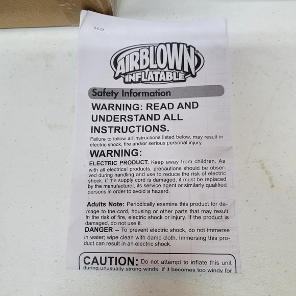 NEW IN BOX! Large 4.9' Inflatable Gnome Christmas Yard Decoration - Picture 3 of 5